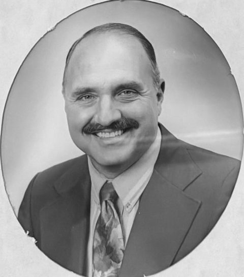 Portrait of Malcolm W. Stallard, Worshipful Master of King Lodge No. 461, 1999