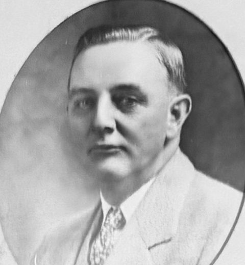 Portrait of J. W. Huff, Worshipful Master of King Lodge No. 461, 1924