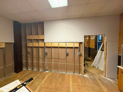 Over the past several weeks, King Lodge has been hard at work renovating the first floor&hellip; (photo 2)