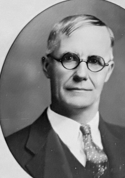 Portrait of W. E. Caldwell, Worshipful Master of King Lodge No. 461, 1933-42