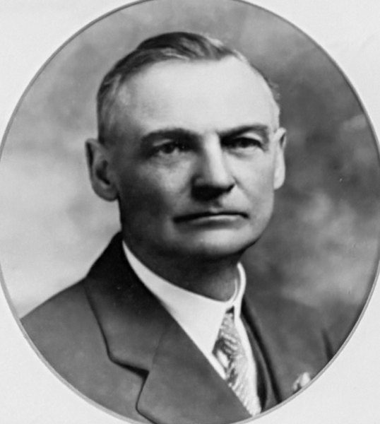 Portrait of J. W. Selfe, Worshipful Master of King Lodge No. 461, 1908