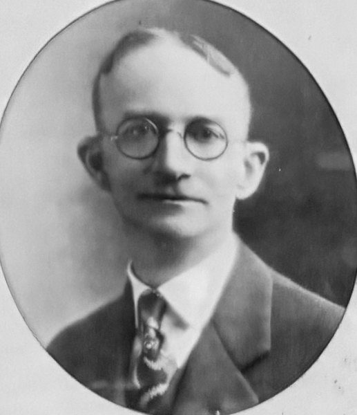 Portrait of J. G. Kuhnert, Worshipful Master of King Lodge No. 461, 1913